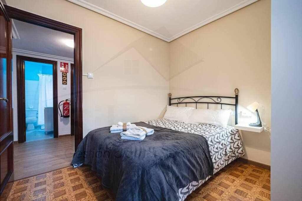 El Llar Del Gueelu Lägenhet Gijón Exteriör bild